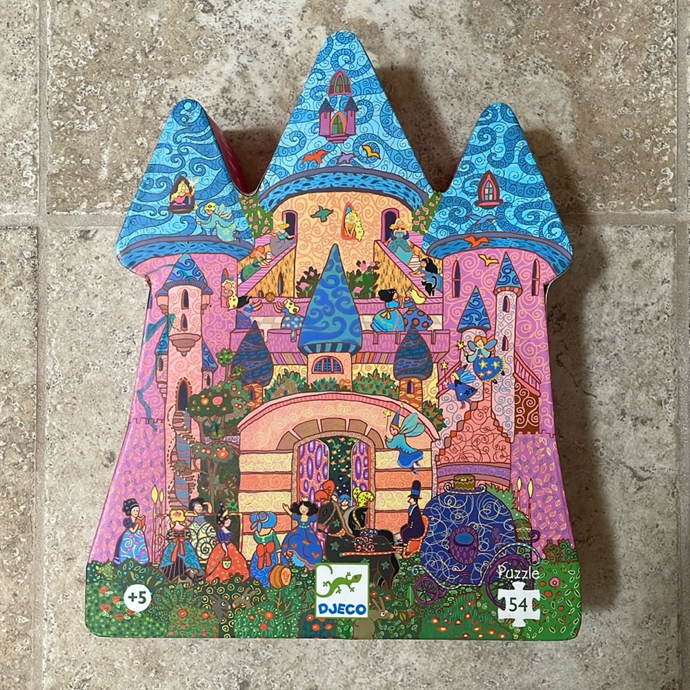 Djeco Puzzle THE FAIRY CASTLE 54 Piece Silhouette Jigsaw Puzzle Box 16 x 15 Fun